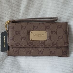 Bebe Trifold Wristlet Taupe No Box